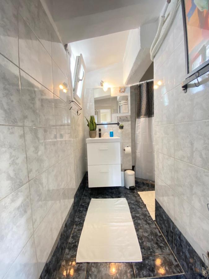 Private Apt. Acropolis View. Top Floor. Koukaki 雅典 外观 照片